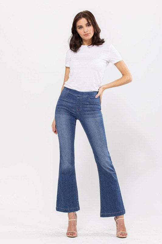 Th.Creasa, Jeans, Thcreasa Flower Embroidered Bell Bottom Jeans